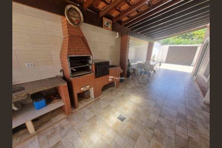 21_photo/94d1ffde3b.32a8019b0364636a-ATLAS-7bc46419-76b5-4947-877a-1f85b3c141b9.jpg de casa à venda com 3 quartos, 214m² em Enseada, Guarujá