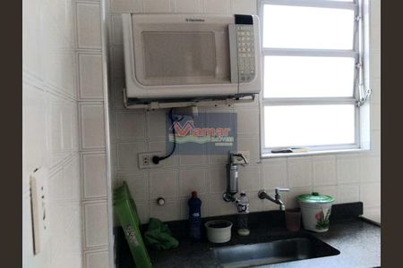 5_photo/94d1ffdea7.ceff8192393c33de-ATLAS-8326e34e-18de-43a0-8240-e44420bfb6eb.jpg de casa para alugar com 1 quarto, 60m² em Jardim Santa Genoveva, Guarujá