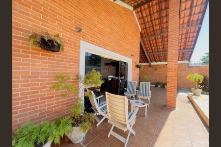 11_photo/94d1ffdfbb.a092227452ef5b5b-ATLAS-18b4a1e7-386f-4ae4-b8b1-b5bac7df4c1a.jpg de casa à venda com 3 quartos, 190m² em Enseada, Guarujá