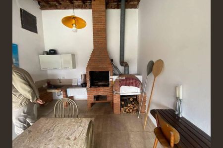 3_photo/94d1ffe027.e1489b31bea9b081-ATLAS-b028d90c-6fb0-4035-9365-0ae93d4dc5aa.jpg de casa à venda com 4 quartos, 400m² em Enseada, Guarujá