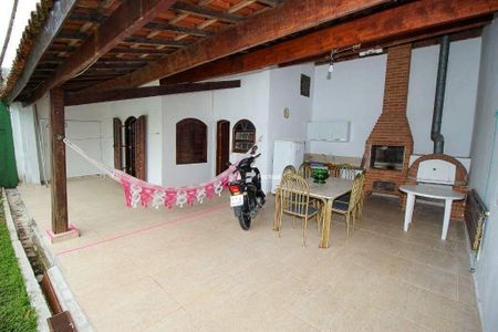 22_photo/94d1ffe027.e1489b31bea9b081-ATLAS-cf14380d-a208-4243-8949-9a92b832e136.jpg de casa à venda com 3 quartos, 210m² em Enseada, Guarujá