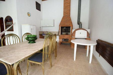 19_photo/94d1ffe027.e1489b31bea9b081-ATLAS-d606551b-5acd-4f64-930c-5778724f0640.jpg de casa à venda com 3 quartos, 210m² em Enseada, Guarujá