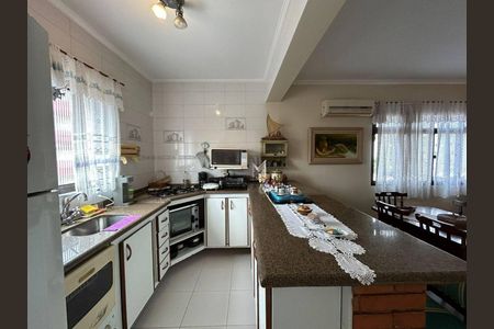 2_photo/94d1ffe3f7.4eac2bd583d23890-ATLAS-096e835c-3bc3-4ae8-925f-70f61d6dd23e.jpg de apartamento à venda com 2 quartos, 70m² em Balneario Guarujá, Guarujá