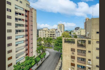 2_photo/94d1ffe429.3364d1dd9b3c0169-ATLAS-bb3f9f39-85dc-4e2d-92da-8cd49b06d120.jpg de apartamento à venda com 3 quartos, 135m² em Balneario Cidade Atlantica, Guarujá