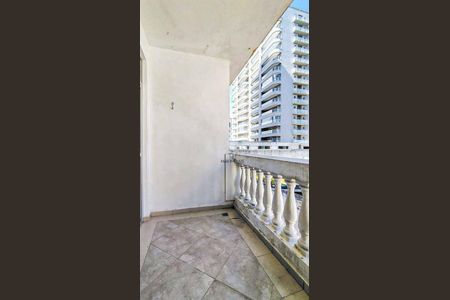 9_photo/94d1ffe46f.eee0f85675854fba-ATLAS-29847112-4ef6-47c5-b387-9d4ecc6c83b7.jpg de apartamento à venda com 2 quartos, 78m² em Jardim Virginia, Guarujá