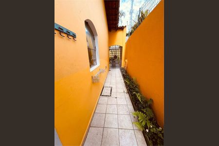 5_photo/94d1ffe491.70fed3faa30d4614-ATLAS-389230b3-2ebb-41d0-9d00-a7b90a512392.jpg de casa à venda com 6 quartos, 300m² em Jardim Centenario, Guarujá