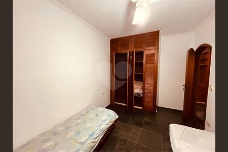 12_photo/94d1ffe491.70fed3faa30d4614-ATLAS-48c360fc-60c1-42b7-ae6f-5c0e1e4f17c7.jpg de casa à venda com 6 quartos, 300m² em Jardim Centenario, Guarujá