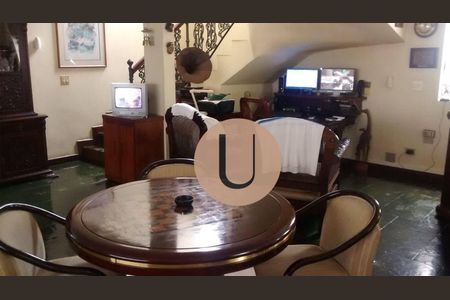 8_photo/94d1ffe4e1.6c26454853dda140-ATLAS-6a42e018-ad82-46de-87cd-0cffef43b4f6.jpg de casa à venda com 4 quartos, 300m² em Jardim Centenario, Guarujá