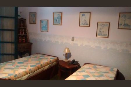 7_photo/94d1ffe4e1.6c26454853dda140-ATLAS-94093db5-873c-4b70-9fb4-e6560f0df776.jpg de casa à venda com 4 quartos, 300m² em Jardim Centenario, Guarujá