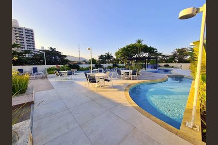 11_photo/94d1ffe515.8a734c1c2a3b006e-ATLAS-3646bfc3-767e-4780-9fe9-c24f067038c8.jpg de apartamento à venda com 2 quartos, 75m² em Jardim Virginia, Guarujá