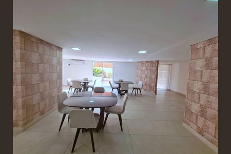 10_photo/94d1ffe515.8a734c1c2a3b006e-ATLAS-af4519e3-ad2f-4c95-9e0e-bff59087c7a5.jpg de apartamento à venda com 2 quartos, 75m² em Jardim Virginia, Guarujá