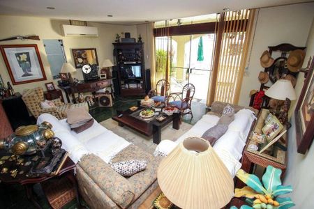 9_photo/94d1ffe51f.70edc2b185d14f45-ATLAS-9f69f021-46ff-479f-bd5a-a3c8cd61c72a.jpg de casa à venda com 4 quartos, 350m² em Jardim Centenario, Guarujá