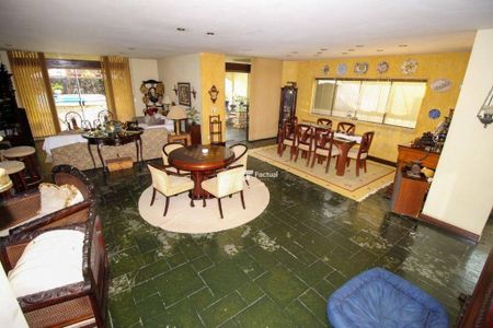 13_photo/94d1ffe51f.70edc2b185d14f45-ATLAS-ea5c6c88-e29c-44ba-87d2-cdd6ff0f9f6e.jpg de casa à venda com 4 quartos, 350m² em Jardim Centenario, Guarujá