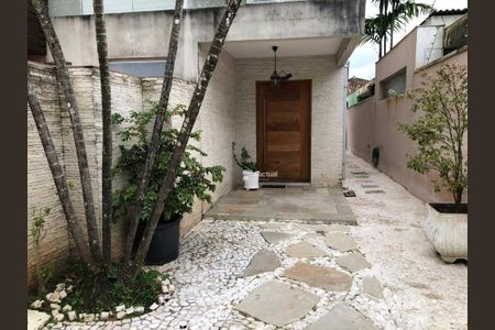 12_photo/94d1ffe579.f7e81ba1849dc159-ATLAS-48036bb4-728b-4bd1-a651-0ef1f31e22d9.jpg de casa à venda com 5 quartos, 390m² em Jardim Virginia, Guarujá