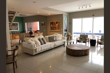 5_photo/94d1ffe579.f7e81ba1849dc159-ATLAS-809a8f4e-80c3-4d86-a637-248ea4694c32.jpg de casa à venda com 5 quartos, 390m² em Jardim Virginia, Guarujá