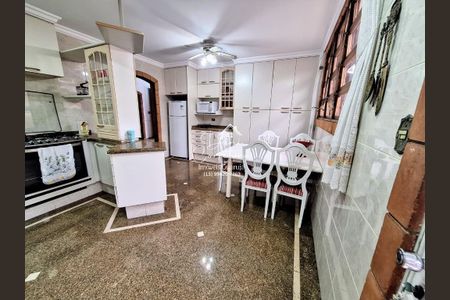 5_photo/94d1ffe58f.0fca3daec1aa15fd-ATLAS-db2c92d1-17fa-40a8-b00c-367bce0b48b6.jpg de casa à venda com 3 quartos, 186m² em Balneario Guarujá, Guarujá