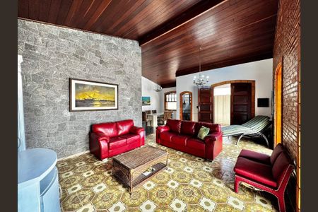 6_photo/94d1ffe58f.dd810fae21d85007-ATLAS-d7c797c7-90c7-4d71-8743-8505e100c65e.jpg de casa à venda com 3 quartos, 166m² em Balneario Guarujá, Guarujá