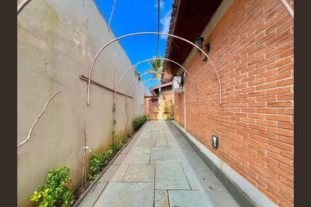 3_photo/94d1ffe5a9.9b0e853e47463488-ATLAS-a8cc2df8-22ee-461a-bb97-beda5cdc823a.jpg de casa à venda com 4 quartos, 240m² em Jardim Virginia, Guarujá