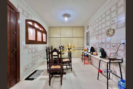 1_photo/94d1ffe5a9.d68df9a4642be7cb-ATLAS-aa256292-a04a-47b1-a468-c7165dd2f52a.jpg de casa à venda com 4 quartos, 240m² em Jardim Virginia, Guarujá