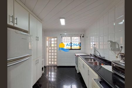 43_photo/94d1ffe5b9.d5e337ba9d9423c3-ATLAS-b6e8f5fe-ffc1-4ba9-80a5-41aabf53bdee.jpg de apartamento à venda com 4 quartos, 172m² em Balneario Guarujá, Guarujá