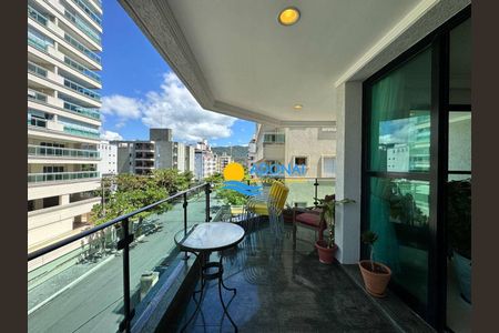 10_photo/94d1ffe5c7.cbd477fb593b3858-ATLAS-52f317c3-aa72-4336-b6fb-d99e19c36fc0.jpg de apartamento à venda com 3 quartos, 170m² em Balneario Guarujá, Guarujá