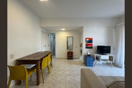 2_photo/94d1ffe5cd.82caf71cf5137e89-ATLAS-b3022cfc-3bce-435f-8a35-3b8f7314b2fb.jpg de apartamento à venda com 2 quartos, 70m² em Balneario Guarujá, Guarujá