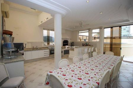 3_photo/94d1ffe653.14c6cd088e9b632a-ATLAS-b9f8bee0-8942-456d-8a41-fb01b5a74b50.jpg de apartamento à venda com 6 quartos, 380m² em Balneario Cidade Atlantica, Guarujá