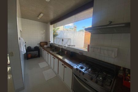 14_photo/94d1ffe7e3.9612c2c0390caf5f-ATLAS-856252b7-9545-497c-973e-a15e087ce14a.jpg de casa à venda com 5 quartos, 250m² em Balneario Cidade Atlantica, Guarujá