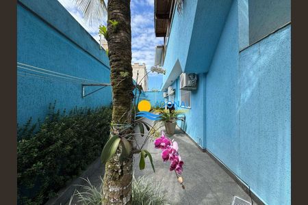 10_photo/94d1ffe7fb.9fde2b1beaf38236-ATLAS-b60c7449-e28c-4628-ab87-8acb50904013.jpg de casa à venda com 5 quartos, 230m² em Enseada, Guarujá