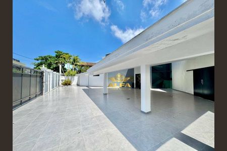 2_photo/94d1ffe809.ca80b0ddb2a5294b-ATLAS-d15093ee-a27c-4399-b2e4-76c7e586ec26.jpg de casa à venda com 5 quartos, 416m² em Balneario Cidade Atlantica, Guarujá