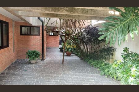 9_photo/94d1ffe80b.732b7fd8aaa5f07d-ATLAS-bbd83081-57b5-4ab8-8b66-cc342452f507.jpg de casa à venda com 8 quartos, 304m² em Balneario Cidade Atlantica, Guarujá