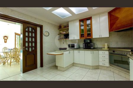 14_photo/94d1ffe8b5.b8a9f91cb517b5ed-ATLAS-255f0a14-e7f6-41d9-8e27-b0be165415da.jpg de casa à venda com 6 quartos, 823m² em Enseada, Guarujá