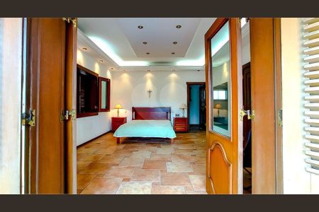 32_photo/94d1ffe8b5.b8a9f91cb517b5ed-ATLAS-33021838-e176-4fb7-a0b1-e5c8ebf50d24.jpg de casa à venda com 6 quartos, 823m² em Enseada, Guarujá