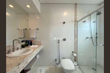 28_photo/94d1ffef47.c27bb358fc36071b-ATLAS-c06bcb8e-f314-4e8d-a997-3ccf105cec7e.jpg de casa à venda com 5 quartos, 354m² em Jardim Centenario, Guarujá