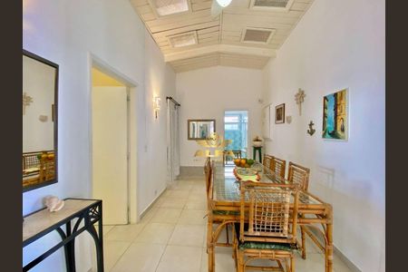 2_photo/94d1ffef5d.ec32686d539cd0f4-ATLAS-e22a1743-29c2-4975-b5bc-3b00e79d3f4f.jpg de casa à venda com 5 quartos, 178m² em Jardim Virginia, Guarujá