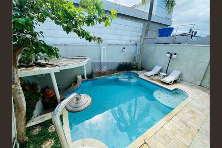 2_photo/94d1ffef83.ceff8192393c33de-ATLAS-93a7aa9e-a6ee-46fc-b89e-86124f6ff549.jpg de casa à venda com 4 quartos, 170m² em Jardim Virginia, Guarujá