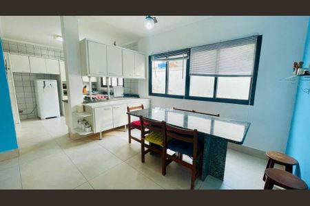 5_photo/94d1ffef8d.07fb07773285f6be-ATLAS-1dffbb31-c380-4583-9fd7-98f8d69b360b.jpg de casa à venda com 4 quartos, 300m² em Jardim Virginia, Guarujá