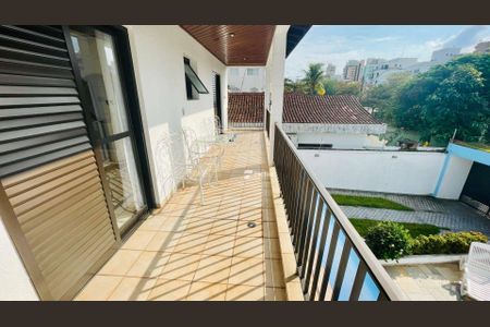 2_photo/94d1ffef8d.07fb07773285f6be-ATLAS-ee4e3632-ce1b-4042-b69e-5a5268f5c998.jpg de casa à venda com 4 quartos, 300m² em Jardim Virginia, Guarujá