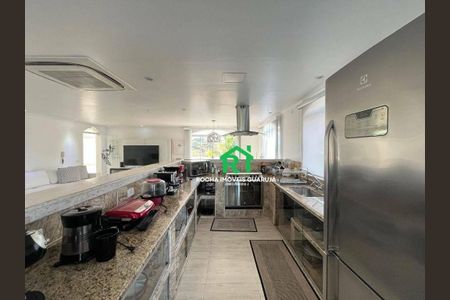 7_photo/94d1ffef8f.f14d7a494a64fc38-ATLAS-276ce9df-a9d3-4446-8a82-5c242105dc47.jpg de casa à venda com 6 quartos, 428m² em Jardim Virginia, Guarujá