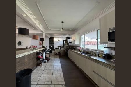 8_photo/94d1ffef99.e78a3bff2ad56a74-ATLAS-a5e813e7-1671-44e5-aa03-234df4cfde82.jpg de casa à venda com 4 quartos, 318m² em Jardim Virginia, Guarujá