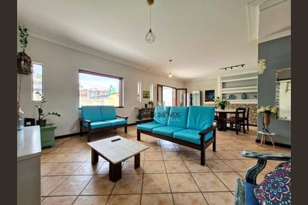 16_photo/94d1ffefa1.18b65efcf072f3d9-ATLAS-7dca3896-9030-483d-bd56-3c2b571370d3.jpg de casa à venda com 5 quartos, 400m² em Jardim Virginia, Guarujá