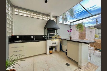 10_photo/94d1ffefa3.28814974b008dc49-ATLAS-16ab84a1-1ba0-417b-a6a6-eaea4bd9bb9c.jpg de casa à venda com 5 quartos, 279m² em Jardim Virginia, Guarujá