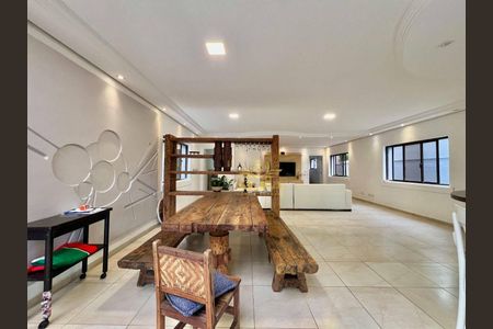 7_photo/94d1ffefa3.6618d879b31b9a75-ATLAS-8559944e-c732-408e-8e4e-bb053282291c.jpg de casa à venda com 5 quartos, 279m² em Jardim Virginia, Guarujá