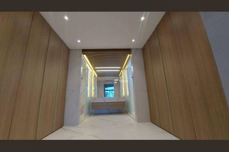 8_photo/94d1ffefb1.d62cf7e5b817bd39-ATLAS-7733c882-e773-430e-8dfc-91c2bd70c855.jpg de casa à venda com 5 quartos, 716m² em Enseada, Guarujá