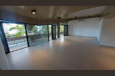 10_photo/94d1ffefb1.d62cf7e5b817bd39-ATLAS-8fca09fd-5a07-4019-be45-7c863297ca11.jpg de casa à venda com 5 quartos, 716m² em Enseada, Guarujá