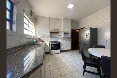 6_photo/94d1ffefd3.f41a5bf33b1f3fc6-ATLAS-ae211271-a5d0-4d4f-9fa6-77932f7a65a3.jpg de casa à venda com 4 quartos, 656m² em Enseada, Guarujá