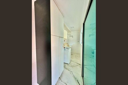 8_photo/94d1ffefd5.7e9c36427f88472d-ATLAS-008c842b-baaa-4b2a-a815-0850a5e79ec5.jpg de casa à venda com 5 quartos, 500m² em Jardim Centenario, Guarujá