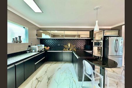 1_photo/94d1ffefd5.7e9c36427f88472d-ATLAS-736fcfbf-6fc2-4b4a-9f4e-eb73d3eb8fc0.jpg de casa à venda com 5 quartos, 500m² em Jardim Centenario, Guarujá