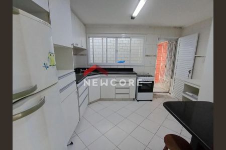 16_photo/94d1ffefd9.93b8fa184532727f-ATLAS-bd025f42-3727-4f08-8078-4dc583c87c92.jpg de casa à venda com 4 quartos, 226m² em Enseada, Guarujá