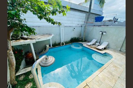 12_photo/94d1ffefdf.2f15d505e37c7ac5-ATLAS-eea1b5f9-918b-4f71-b76b-3801588f2687.jpg de casa à venda com 4 quartos, 250m² em Jardim Virginia, Guarujá